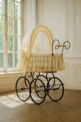 Wiklinowy kosz Mojżesza Retro ze składaną budką Elisa - naturalny + kremowa pościel z koronką