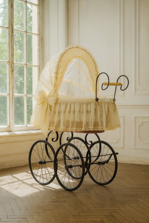 Wiklinowy kosz Mojżesza Retro ze składaną budką Elisa - naturalny + kremowa pościel z koronką