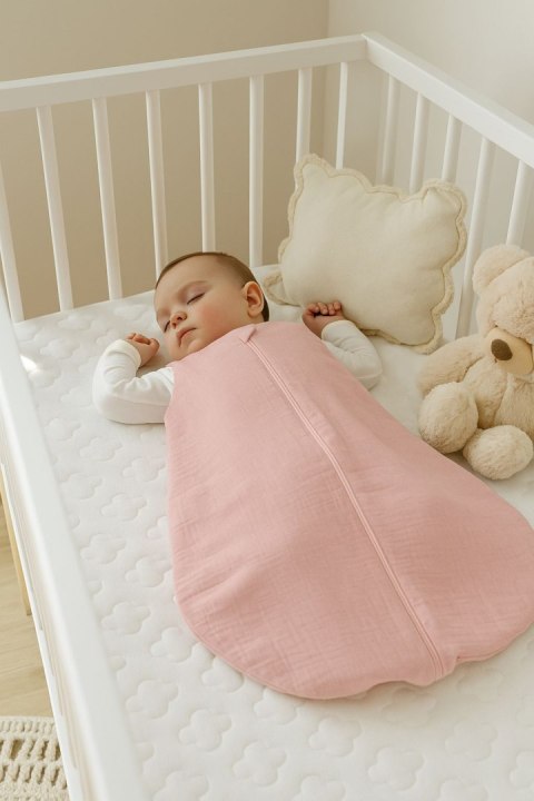 Muślinowy śpiworek dla dzieci zaokrąglony M 6-12 mcy letni TOG 1.0 - pastel pink