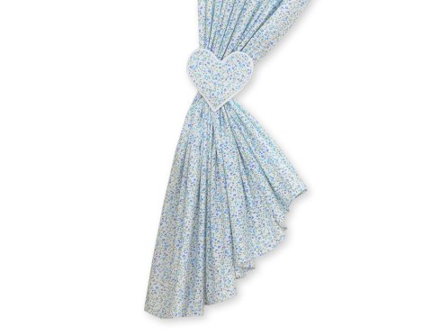 Zasłonki do pokoju dziecięcego- Wiszące serduszka łączka niebieska