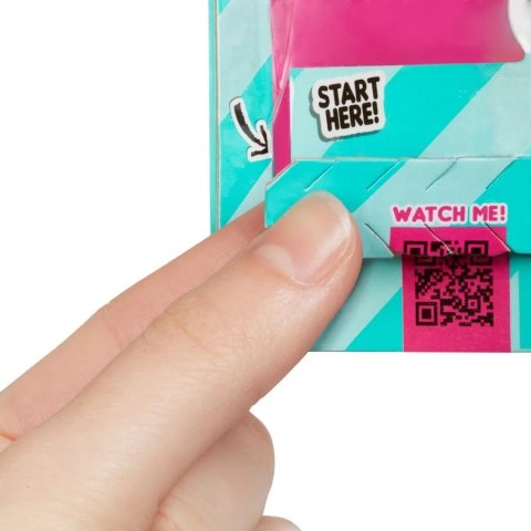 504054-EUC L.O.L. Surprise Tweens Costume Surprise - Aya Cherry