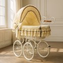 Wiklinowy kosz Mojżesza Retro ze składaną budką Emma - biały + kremowa pościel z koronką