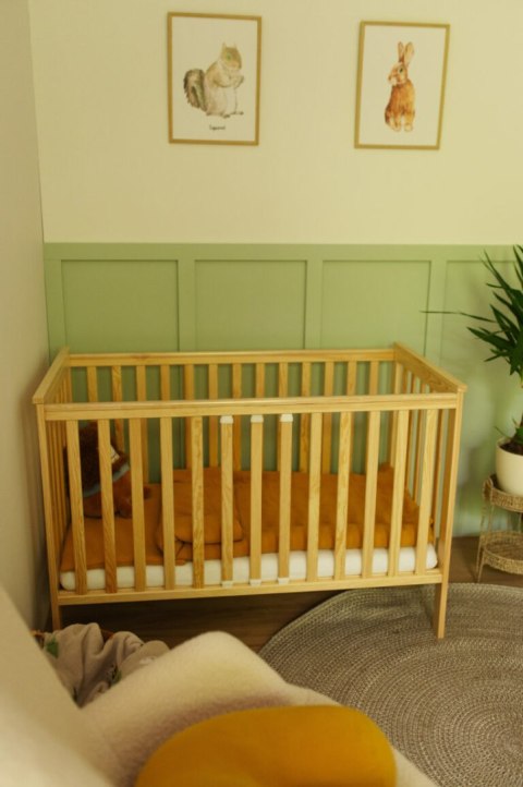 KLUPŚ Łóżeczko z barierką IWON sosna 120x60