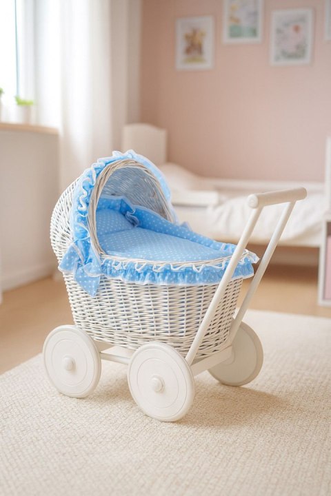 Wiklinowy wózek dla lalek pchacz biały z błękitną pościelką i miękką wyściółką CHIARA