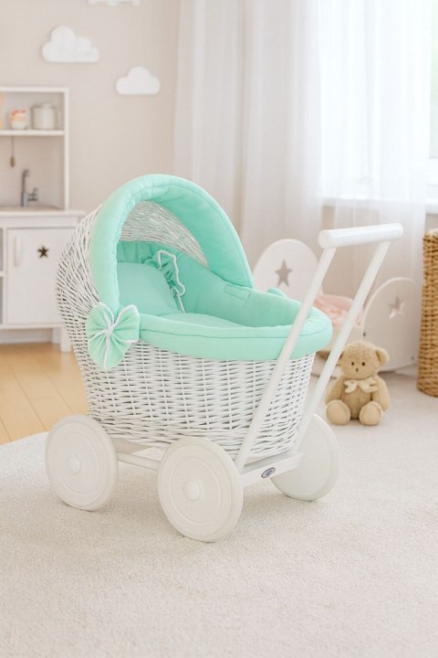 Wiklinowy wózek dla lalek pchacz biały z miętową pościelką i miękką wyściółką STELLA