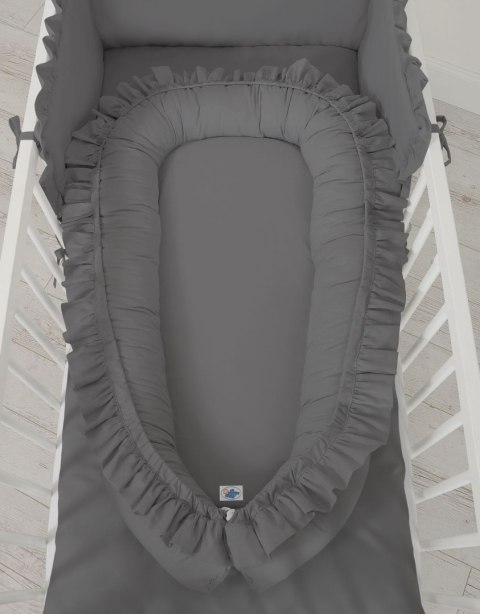 Kokon niemowlęcy kojec otulacz Premium z falbanką MY SWEET BABY- antracyt