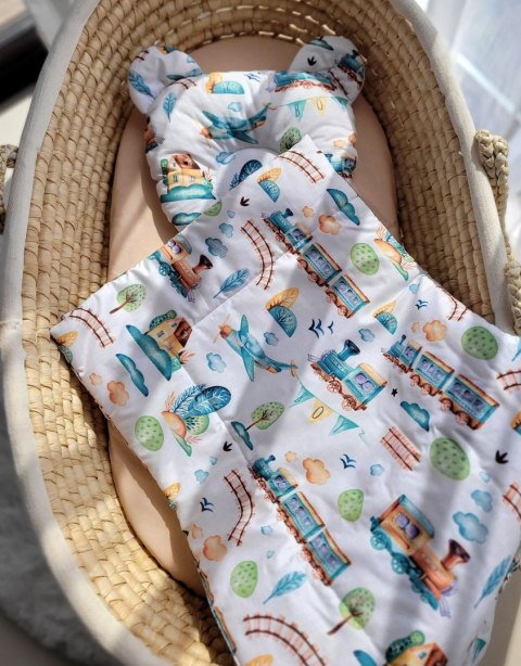 Kołderka z wypełnieniem i poduszka profilowana Miś - zestaw 2cz. - pociąg turkusowy